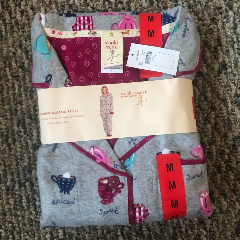 Women’s Flannel PJ Set